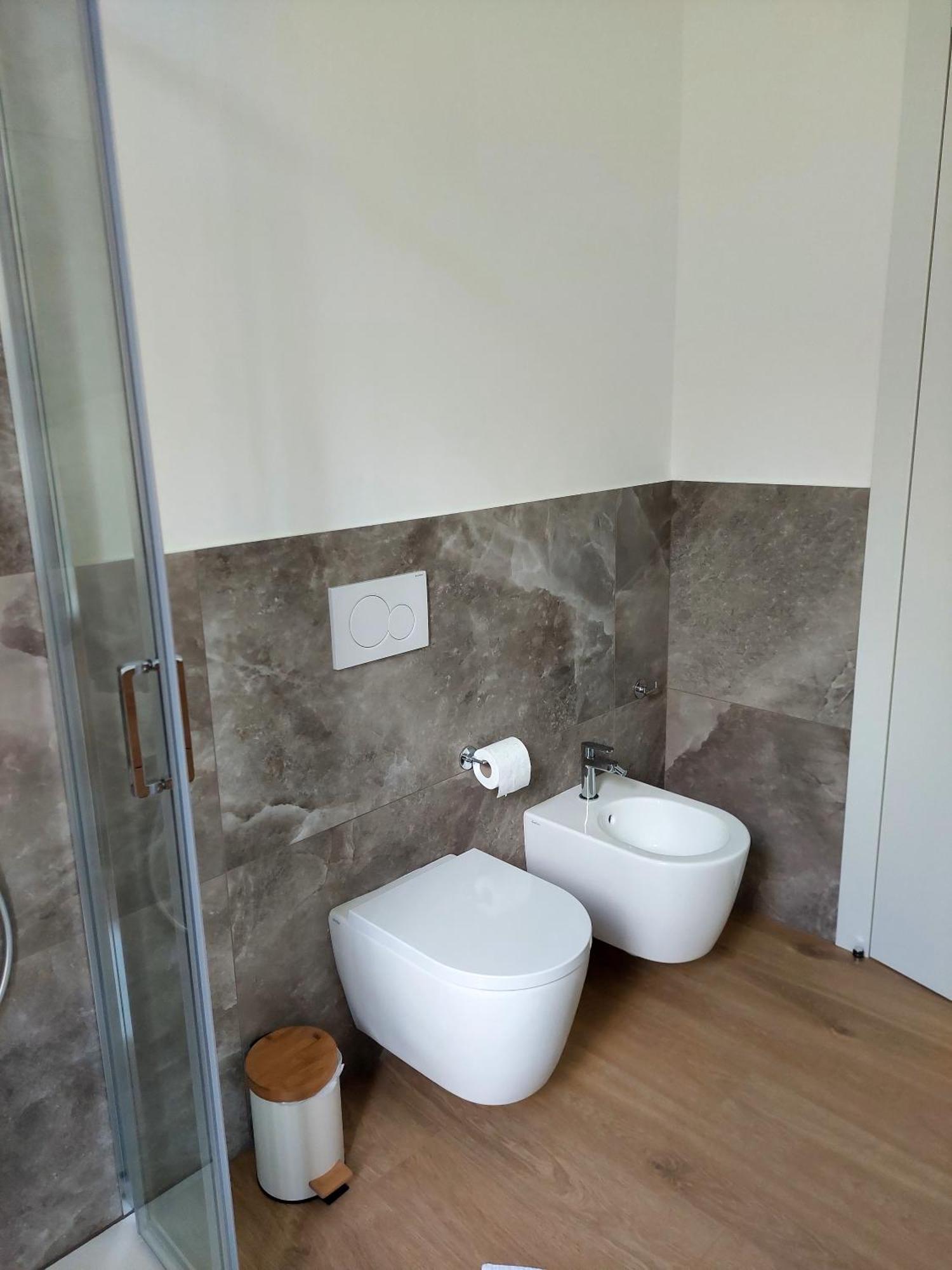 Appartement Casa Corso Matteotti 16 à Lecco Extérieur photo